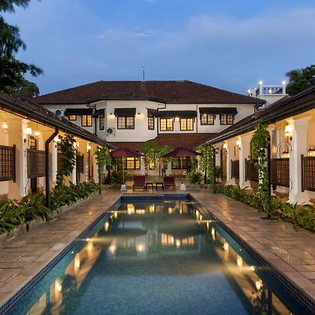 The Grand Walawwa Hotel Pinnawala  Eksteriør billede