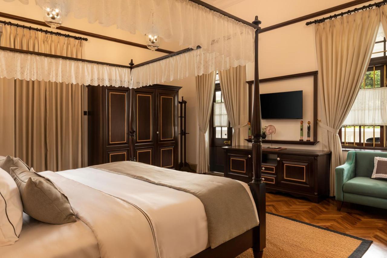 The Grand Walawwa Hotel Pinnawala  Eksteriør billede