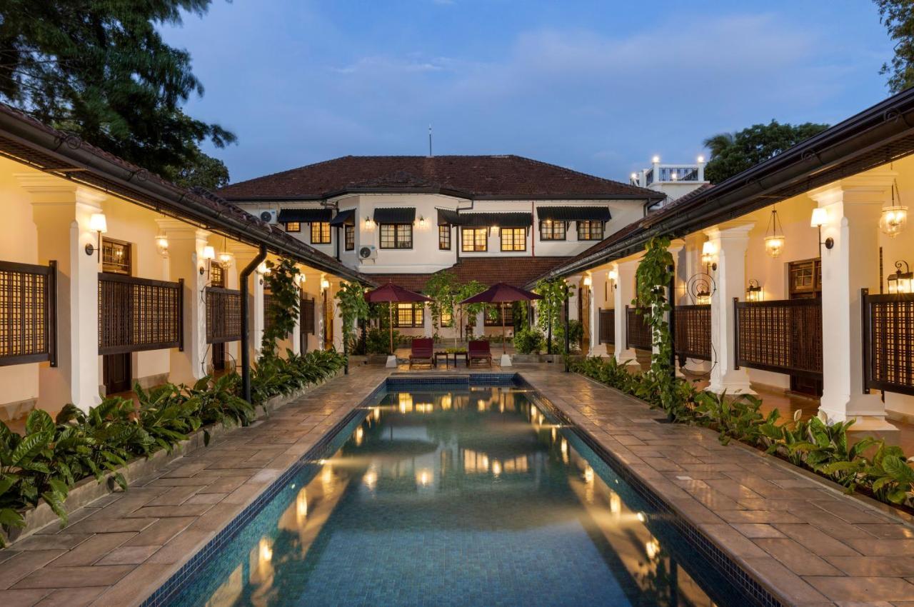 The Grand Walawwa Hotel Pinnawala  Eksteriør billede